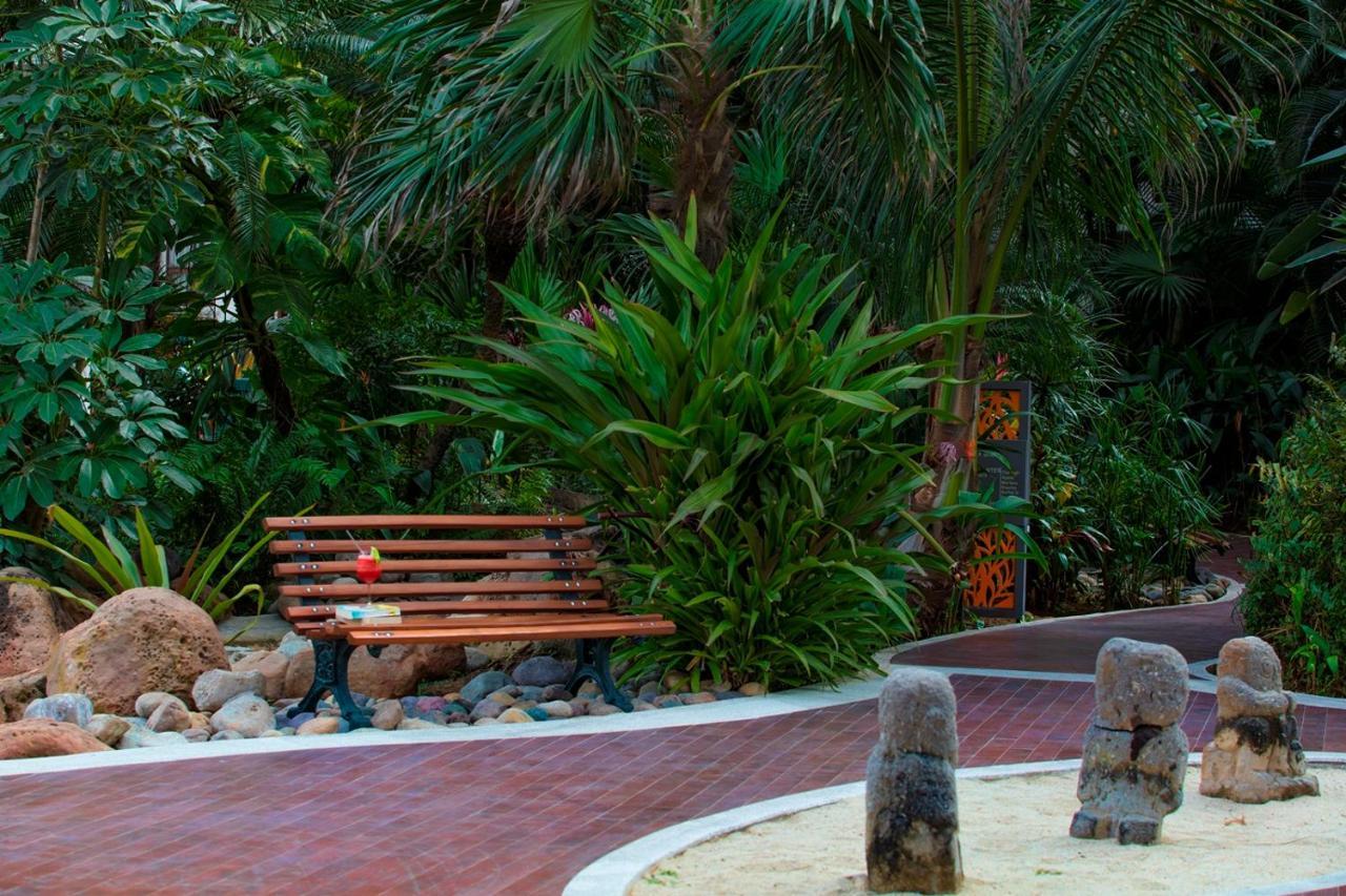 Krystal Grand Nuevo Vallarta Buitenkant foto