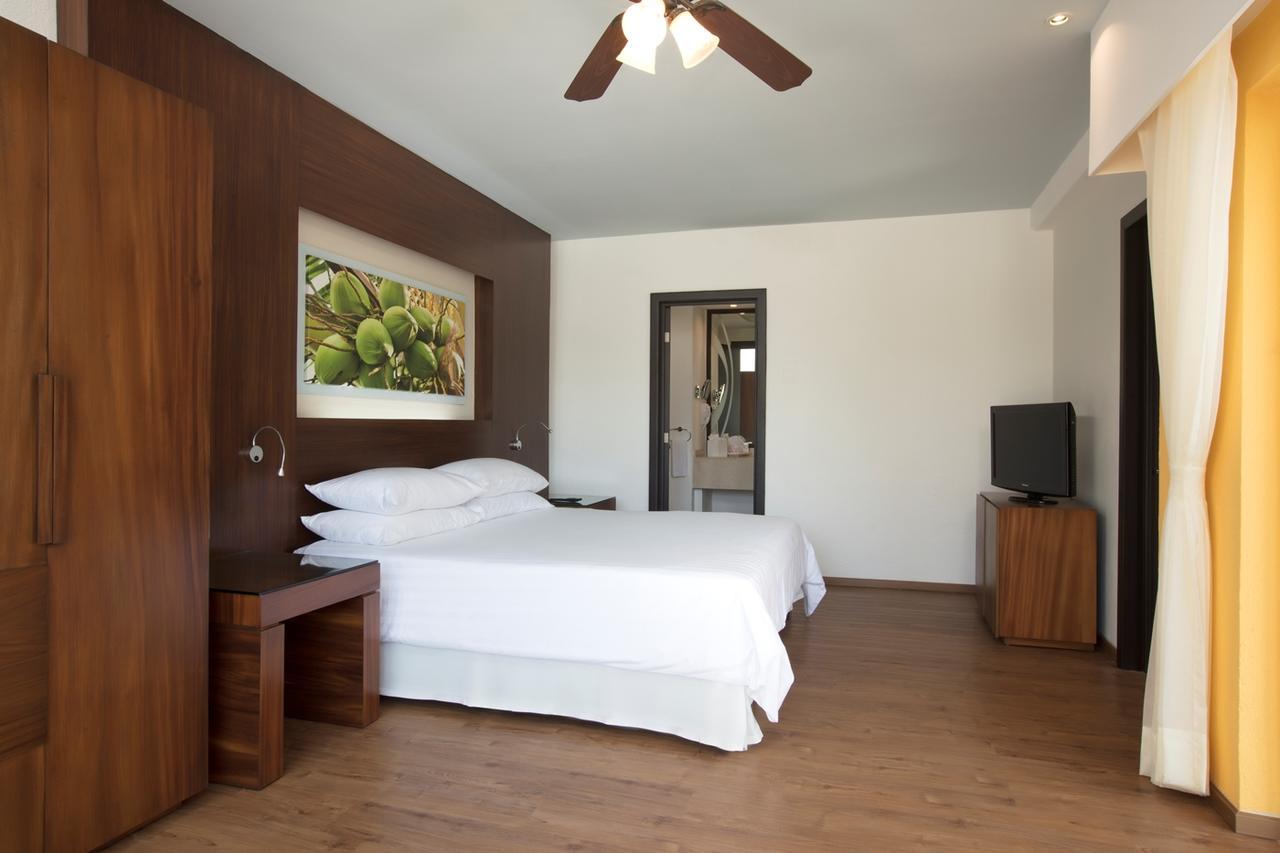 Krystal Grand Nuevo Vallarta Buitenkant foto