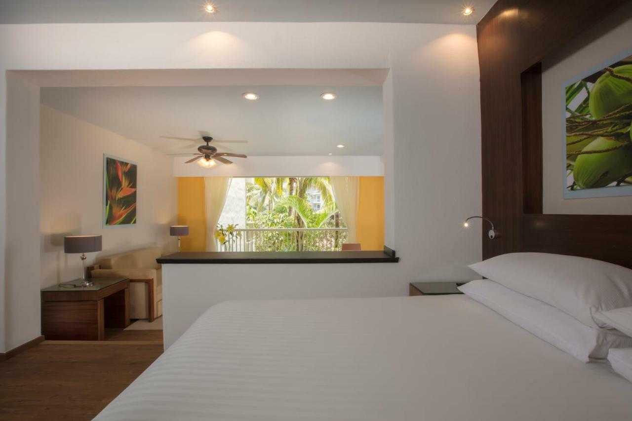 Krystal Grand Nuevo Vallarta Buitenkant foto